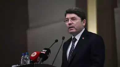 Çocuklar İçin Güvenli İnternet: Bakan'dan Uyarı!